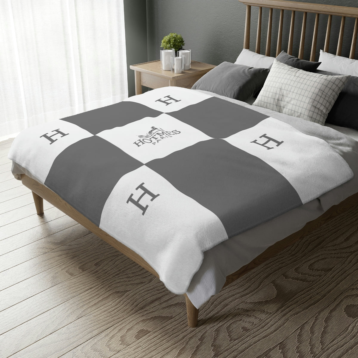 Hotmes Paris Minky Blanket (Two-sided print)